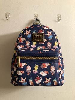 Snow White Loungefly 