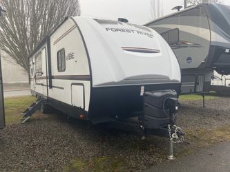 2018 Vibe 26RK - great slightly used trailer!