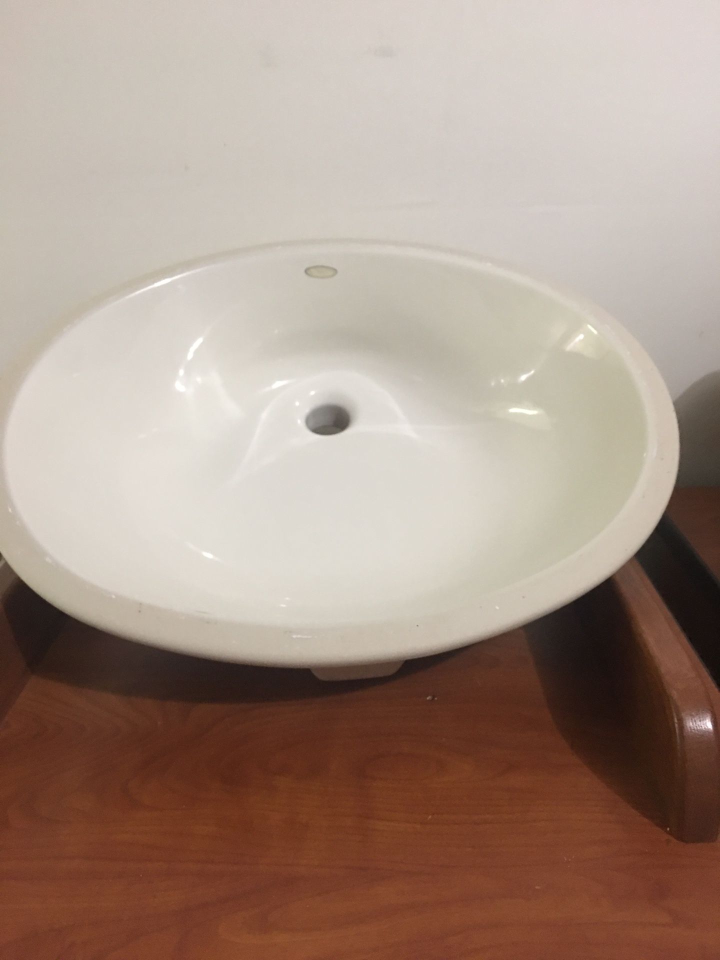 Kohler Under Mount 3 Bathroom Sinks Lot Of 3