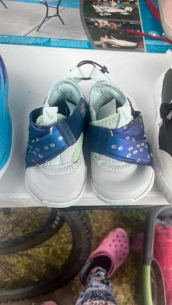 nike baby shoes