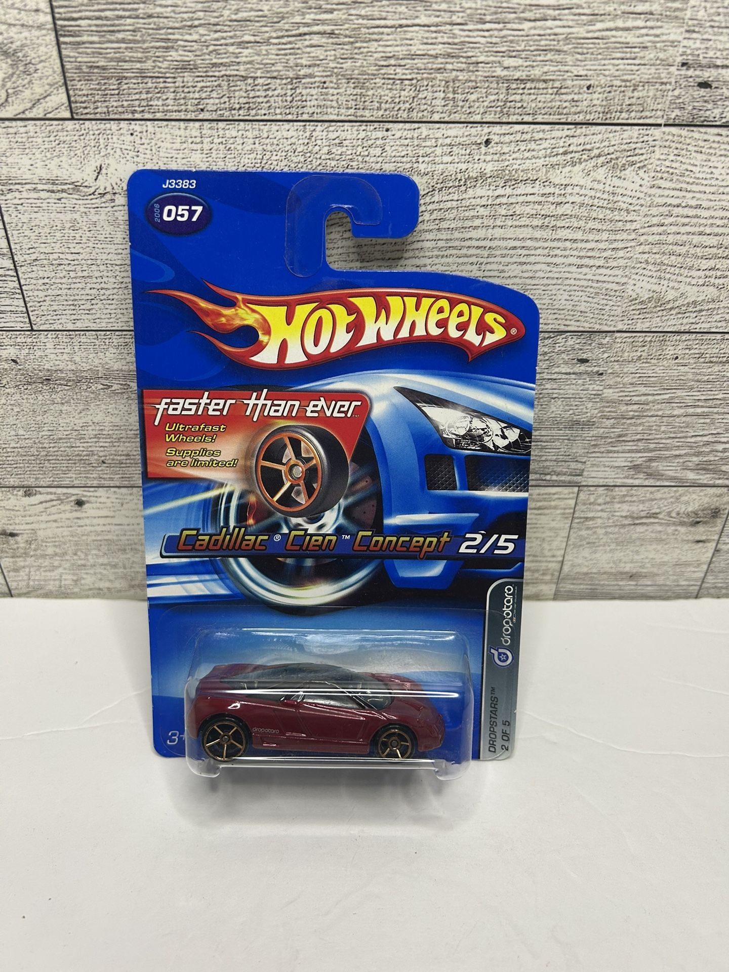 Vintage Hot Wheels Red ‘2005 Cadillac Cien Concept / Fast Than Ever• Die Cast Metal & Plastic • Made in Malaysia