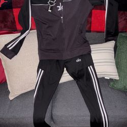 Yoga Women's Tracksuit