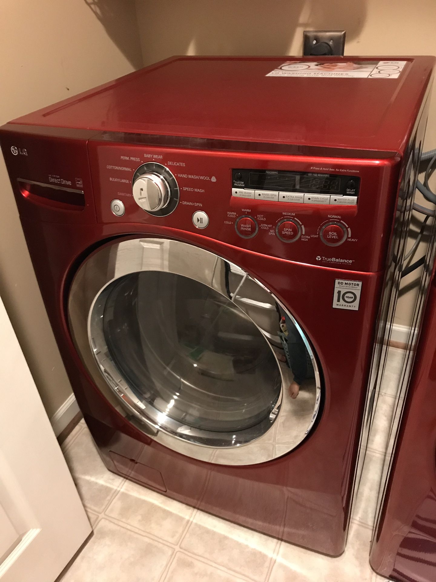 LG front load washer (error code PE need repair) FREE pick up at Williamsburg It displays the error PE need to repair. Pick up only Condition: