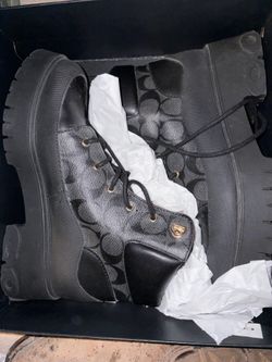 Coach boots
