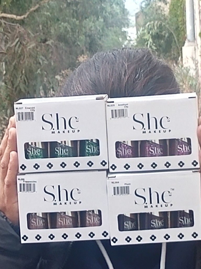She Make-up