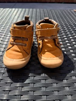 Bearpaw Sneakers Tan $3