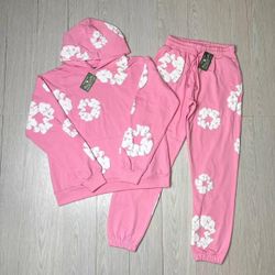 Pink denim tears large set