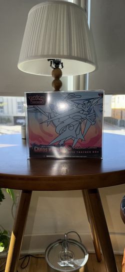 Pokémon Center Chaos Rising Elite Trainer Box