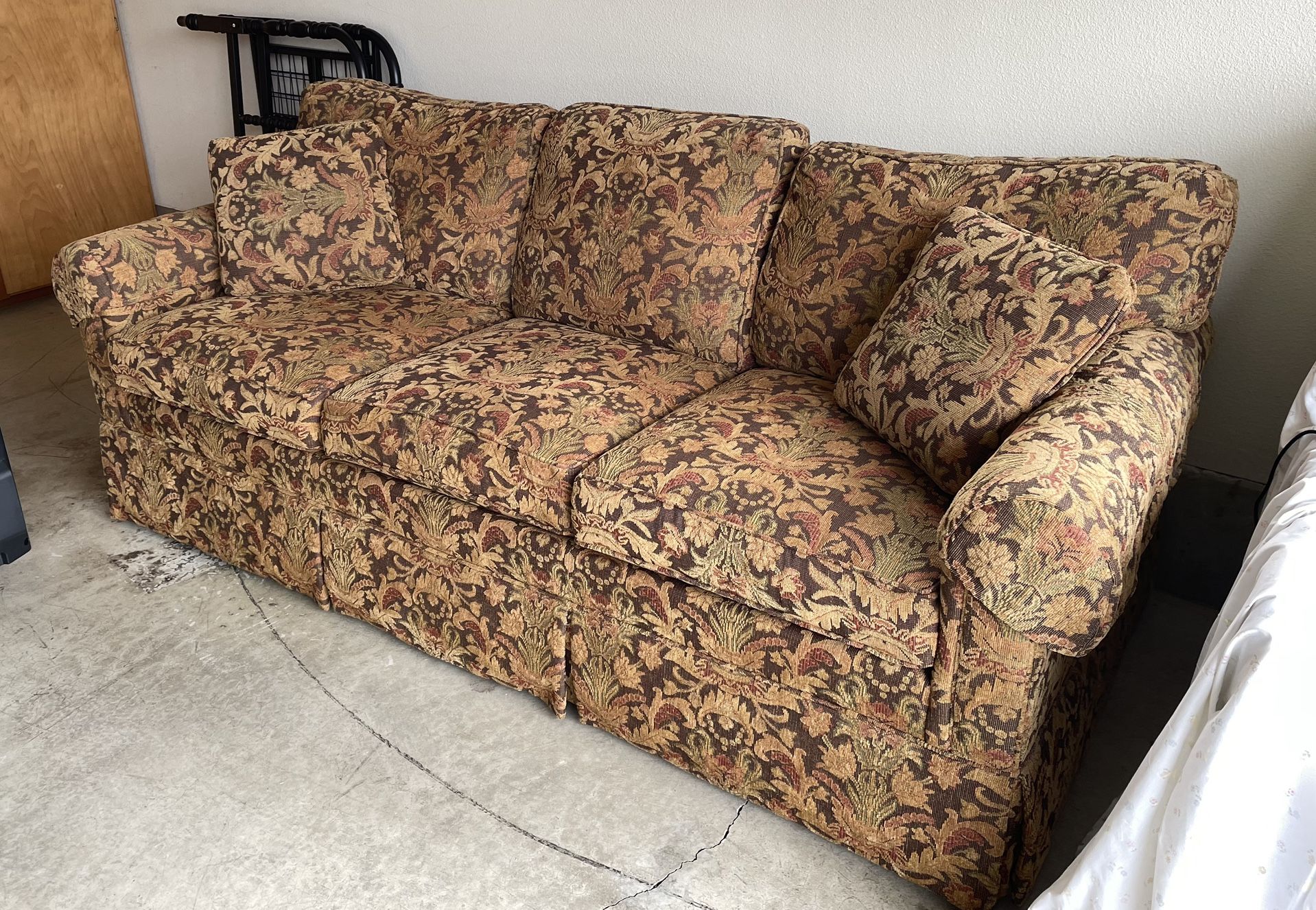 Ethan Allen Floral Sofa