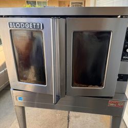 Blodgett BDO-100-G-ES Natural Gas Single Deck Full Size Gas Convection Oven - 45,000 BTU