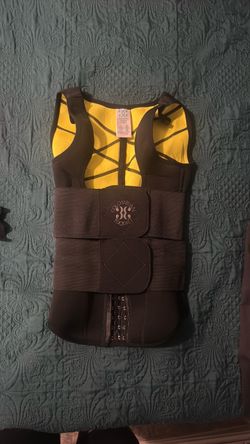 Waist trainer