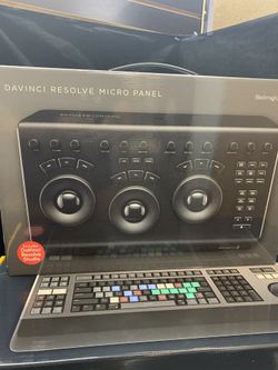 Blackmagic Design DaVinci Resolve Micro Panel with Resolve Studio Software