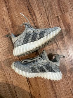 Adidas Toddler Shoes Size: 11
