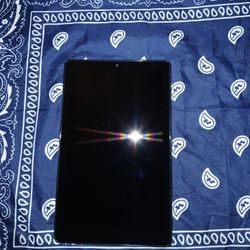 Moxee 8" Android Tablet