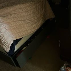Iron Dresser Bedframe 