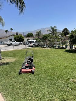 Lawn M0w!ng