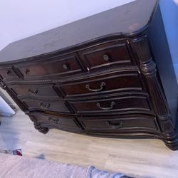 Used Dresser 