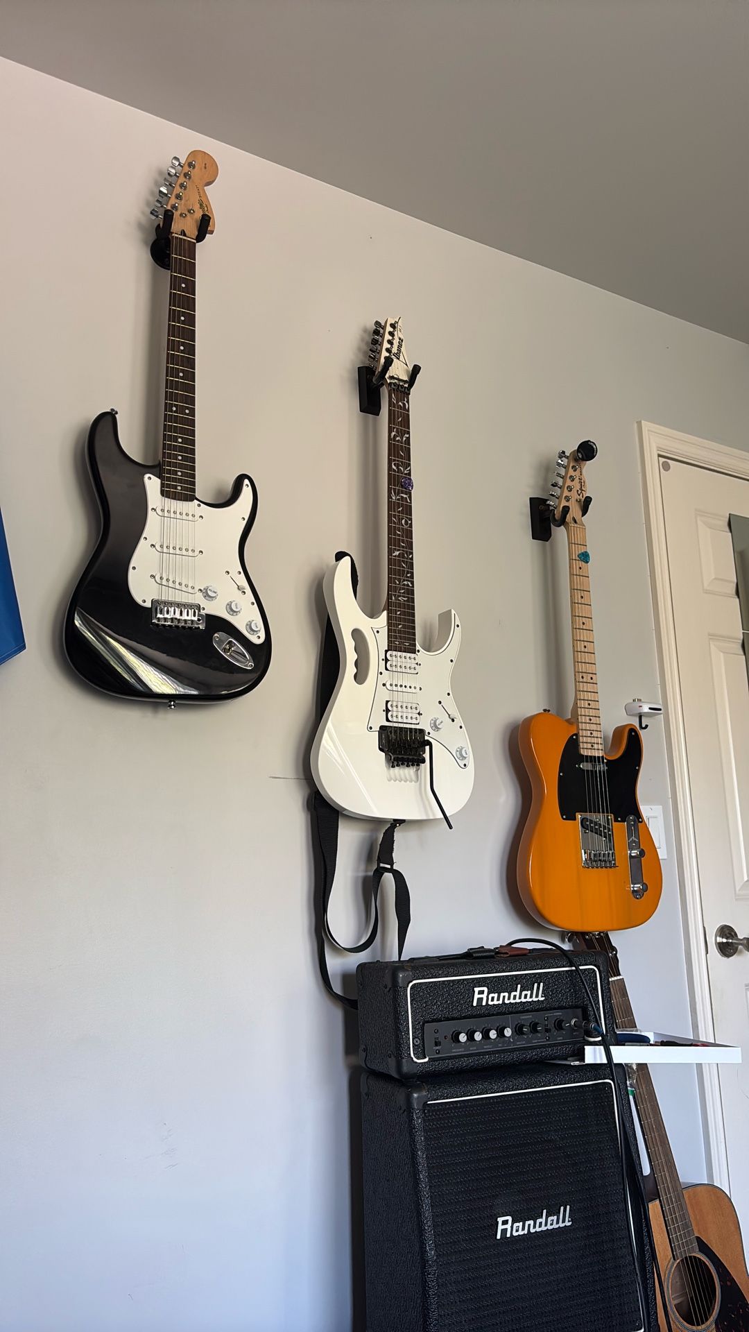 Guitars For Trade 