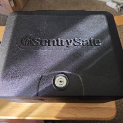 Sentry Safe Model 0500 Fire Chest .15 CF