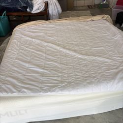 King Size Bed-Free