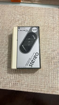 Crown Japan Stereo Cassette Player Model Sz-11