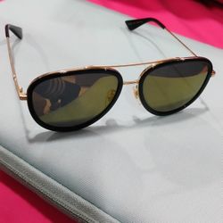 Gucci Aviator Sunglasses
