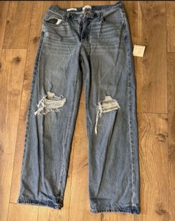 Women's Mid-Rise 90's Baggy Jeans - Universal Thread™ Medium Wash Destroy 10