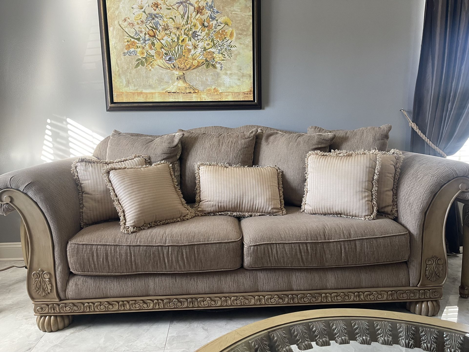 Sofa Set
