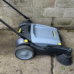 Karcher  Outdoor Commercial Push Sweeper 