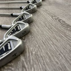 Ping i20 Irons (4-PW, 7 Clubs) – Great Condition