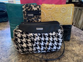 Michee purse with 4 different covers