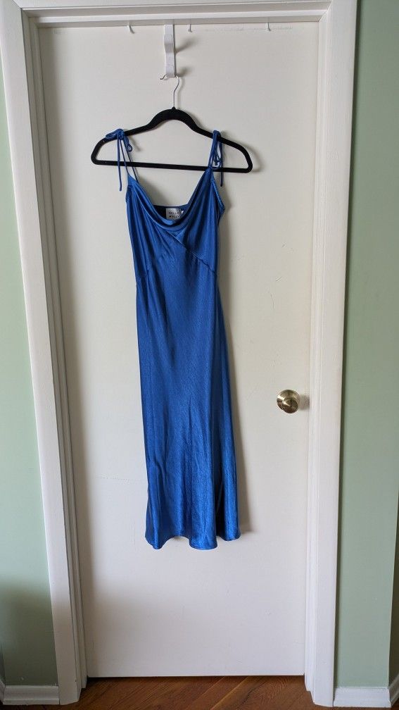 Hello Molly Midi Dress NWT