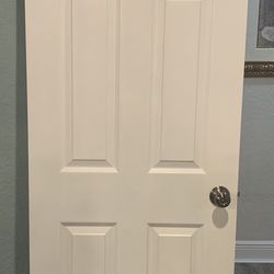 One Complete 6 Panel Right Hand Solid Core Interior White Door w Handle and Hinges- (28 x 80)