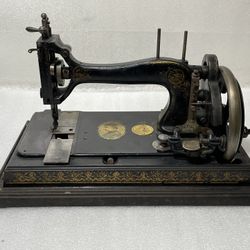 Antique G.N&https://offerup.com/redirect/?o=Qy5jYQ==.A Grimme Natalis & Co. Original Princess Sewing Machine Germany