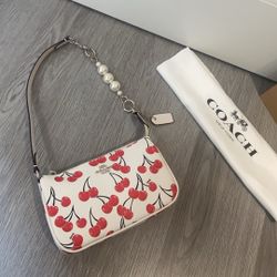 COACH March new products