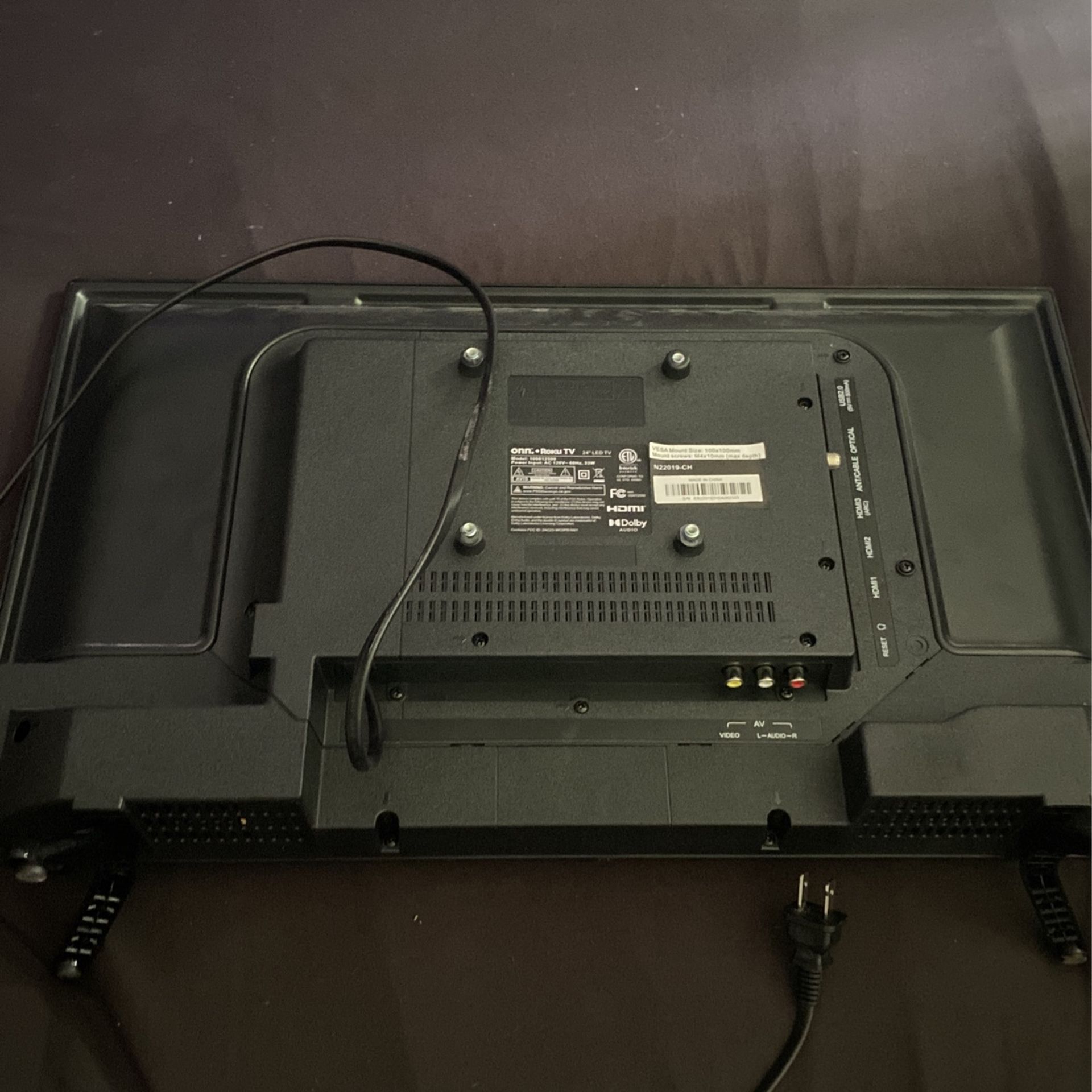 24’ Inch Roku Smart Tv