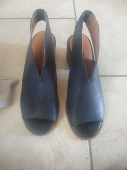 New Lucky Brand Sandals