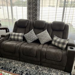 HyllMont (set Of 3 ) Dual Power Reclining Sofa , Loveseat And Chair