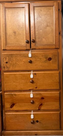 Solid wood cabinet dresser with drawers