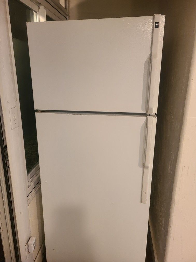 Hotpoint Refrigerator