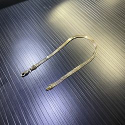 10k Herringbone Bracelet 🔥