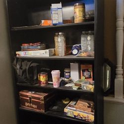 Tall black bookcase (5 shelves)