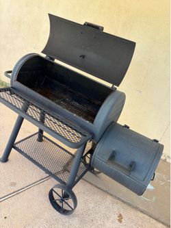 Char griller Smoker