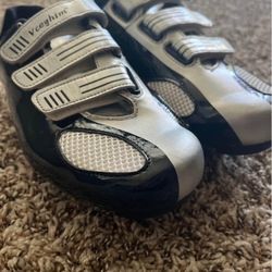 Cycle Shoes Size 8 -Used  -$30