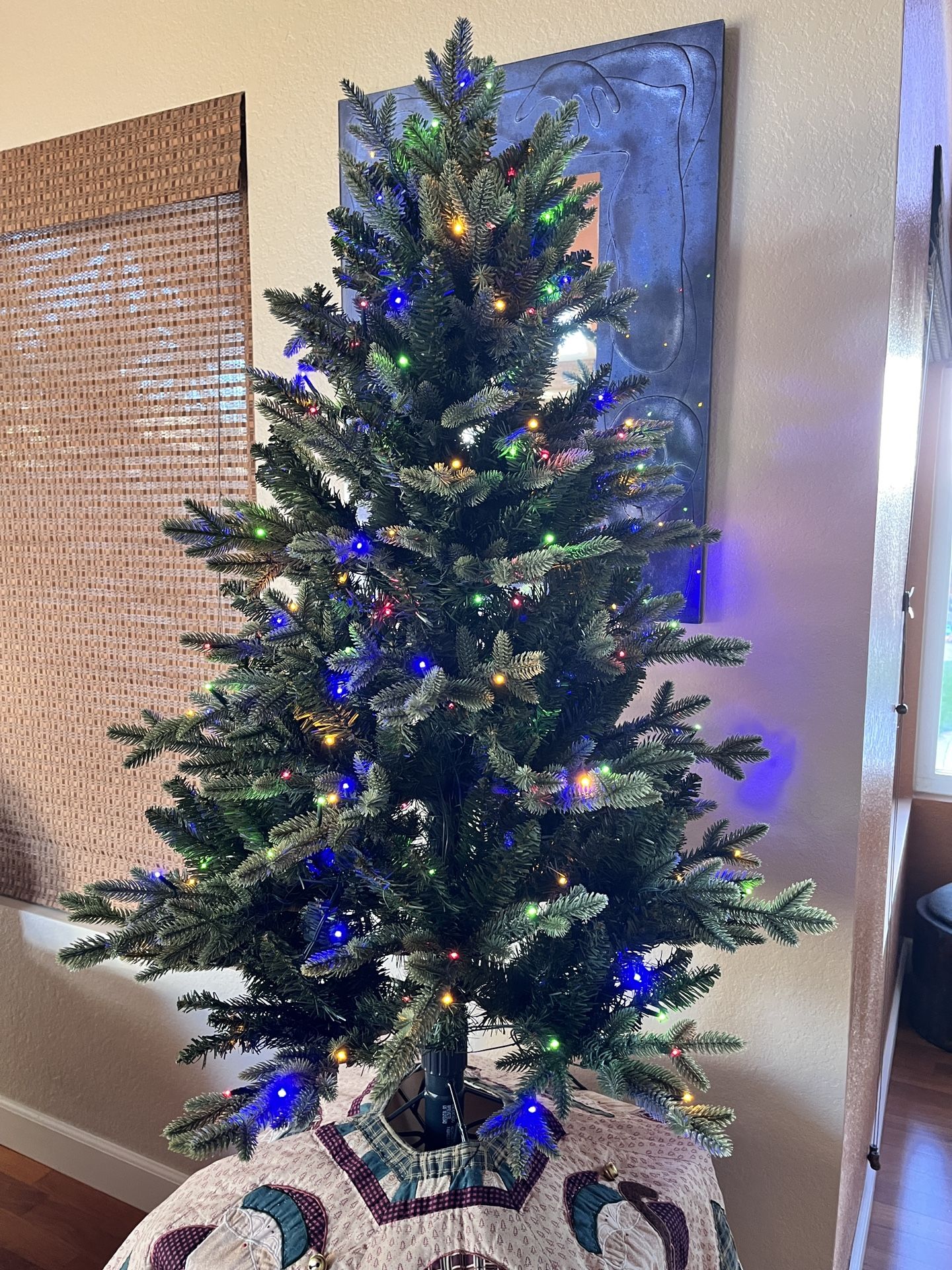 4 ft Costco LED Christmas Tree 5 Light Settings Realistic