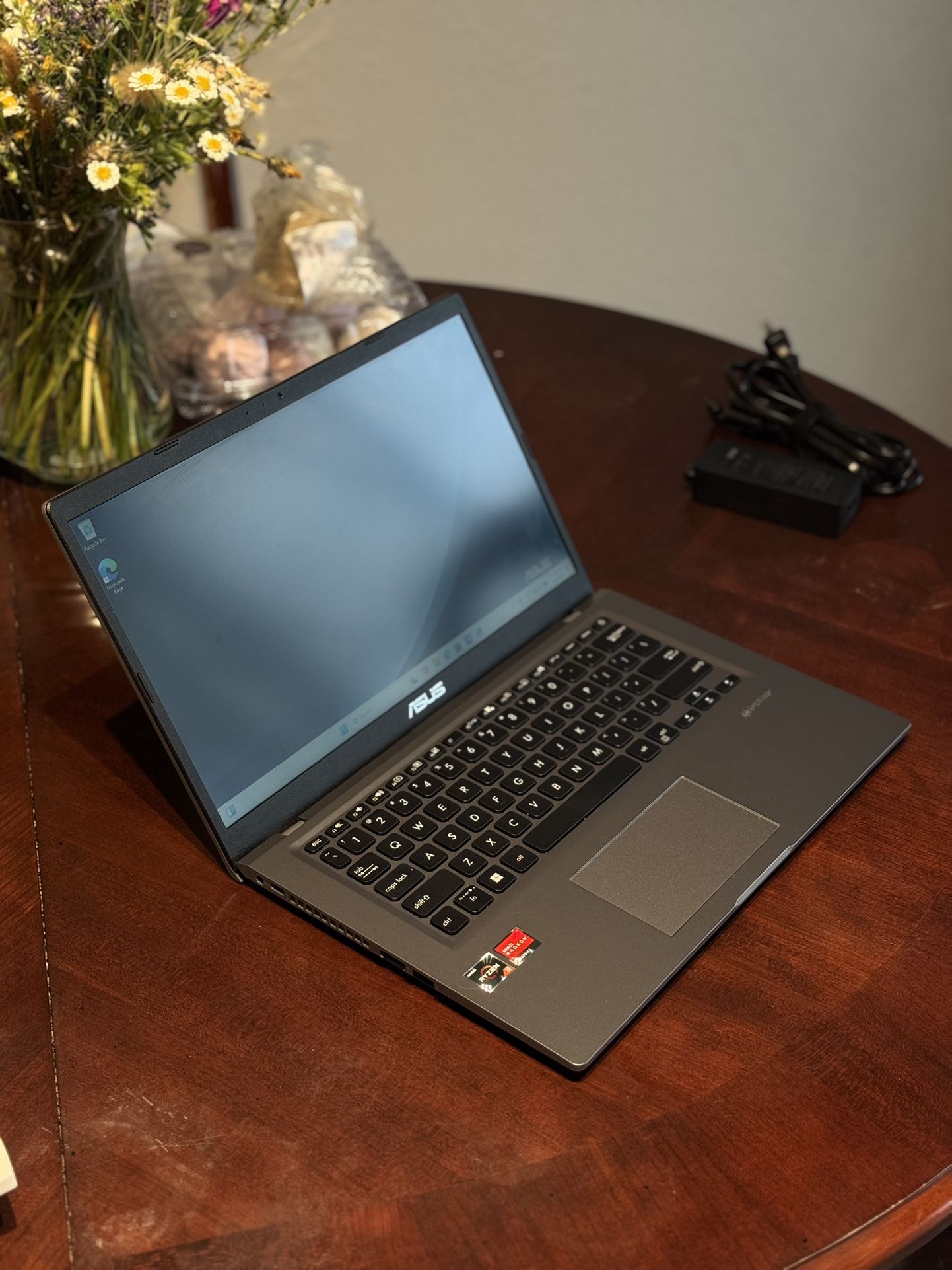 ASUS Laptop