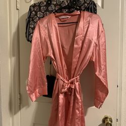 Victoria Secret Robe/Plus Size Clothing
