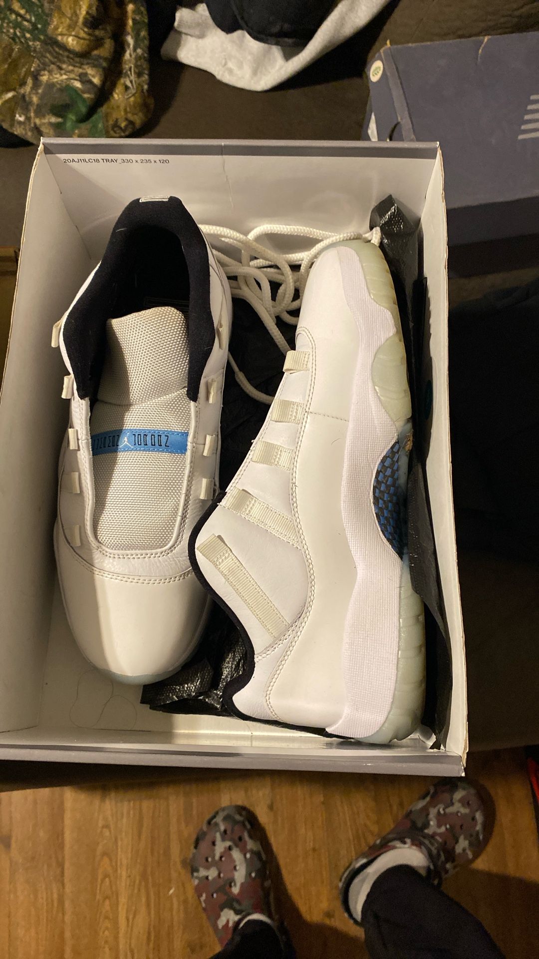 Air Jordan 11 Retro legend Low