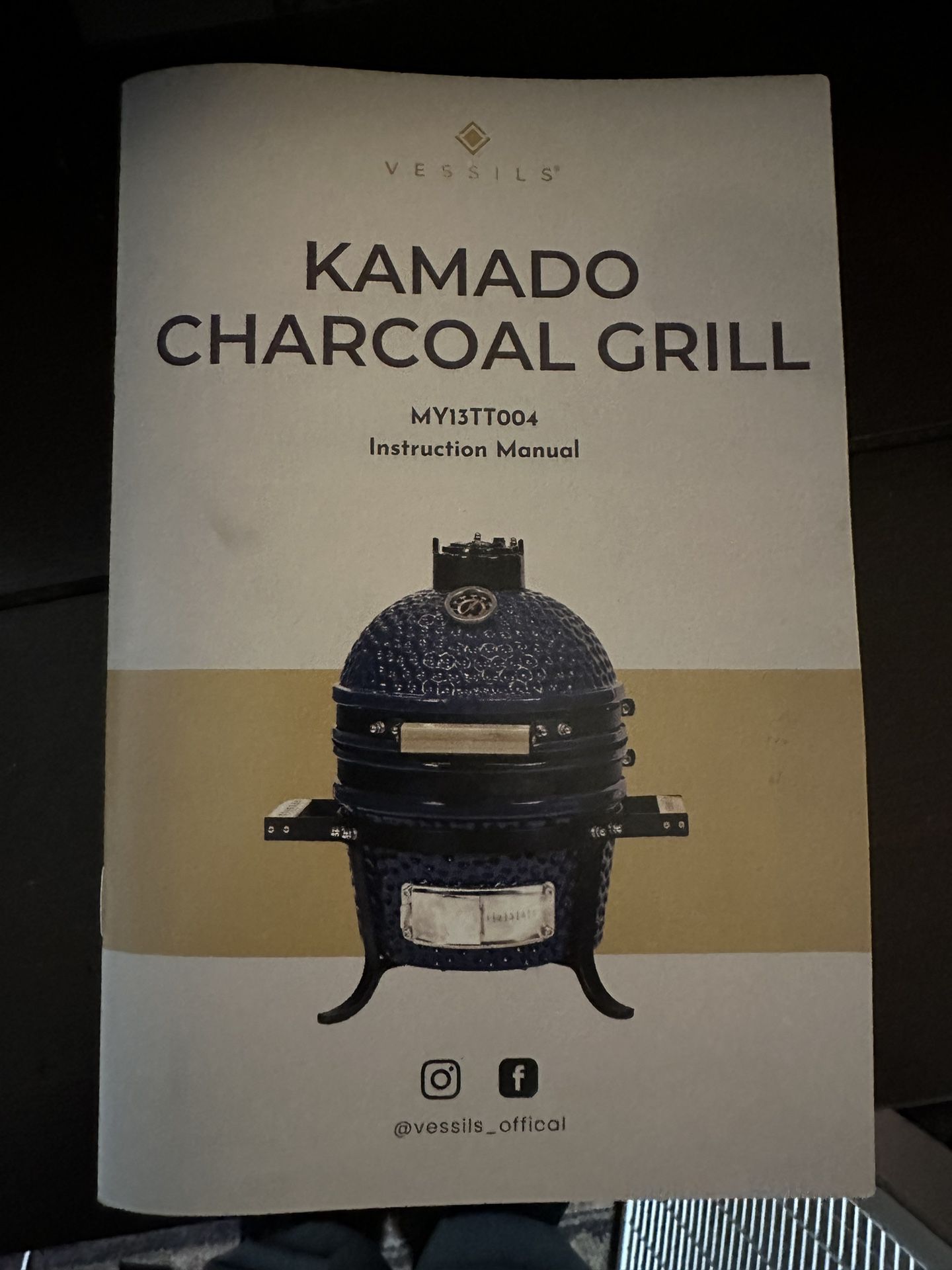 Kamado Charcoal Ceramic Grill- BBQ - Brand New 
