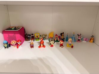 Tonie box and characters
